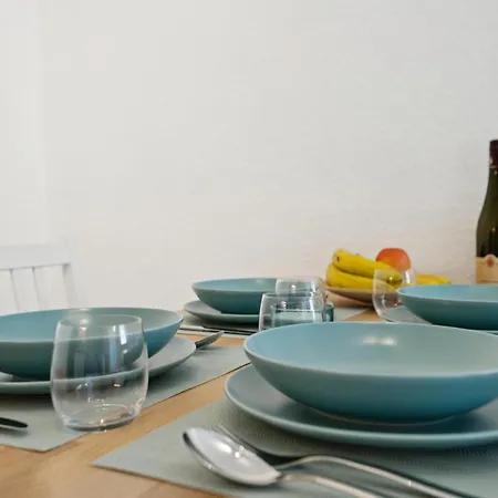 Bei Mit Garten Hunde Willkommen Und Grosse Terrasse أندرناخ