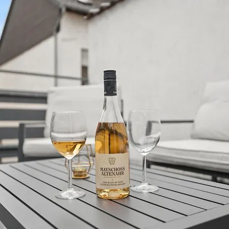 Bei Mit Garten Hunde Willkommen Und Grosse Terrasse * أندرناخ