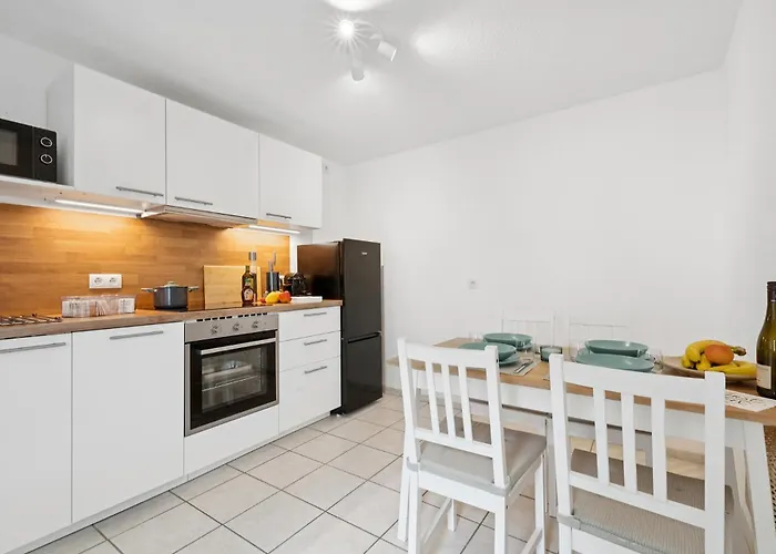 Fuer Mensch & Hund Mit Grosser Terrasse Apartment