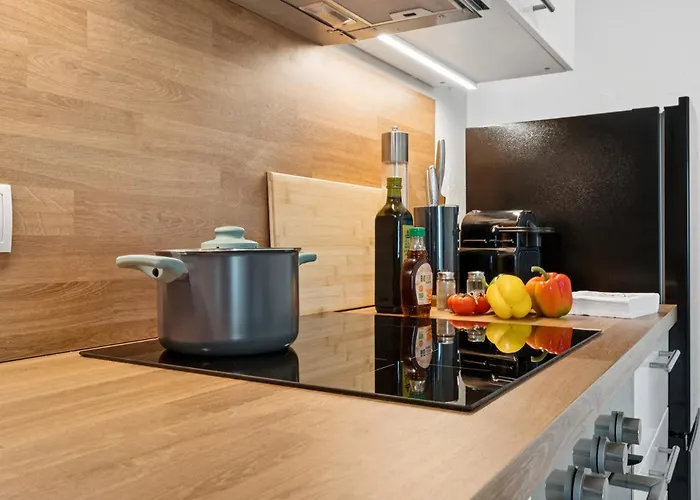 Apartment Fuer Mensch & Hund Mit Grosser Terrasse Andernach